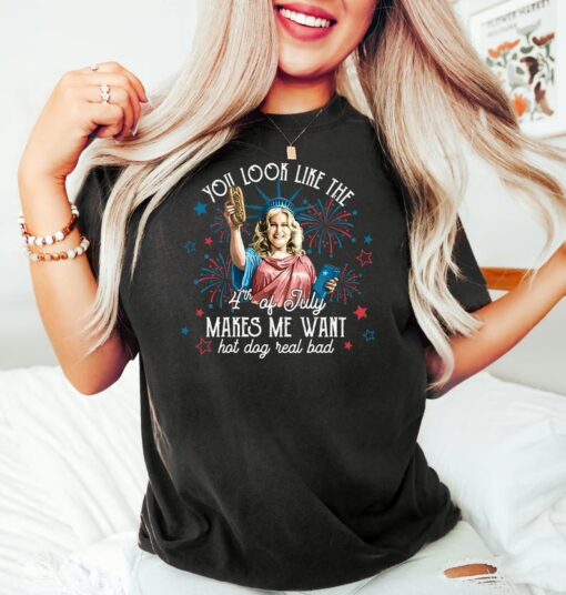 Jennifer Coolidge You Look Like The 4th Of July Makes Me Want A Hot Dog Real Bad Shirt, Patriotic Fourth Of July T Shirt